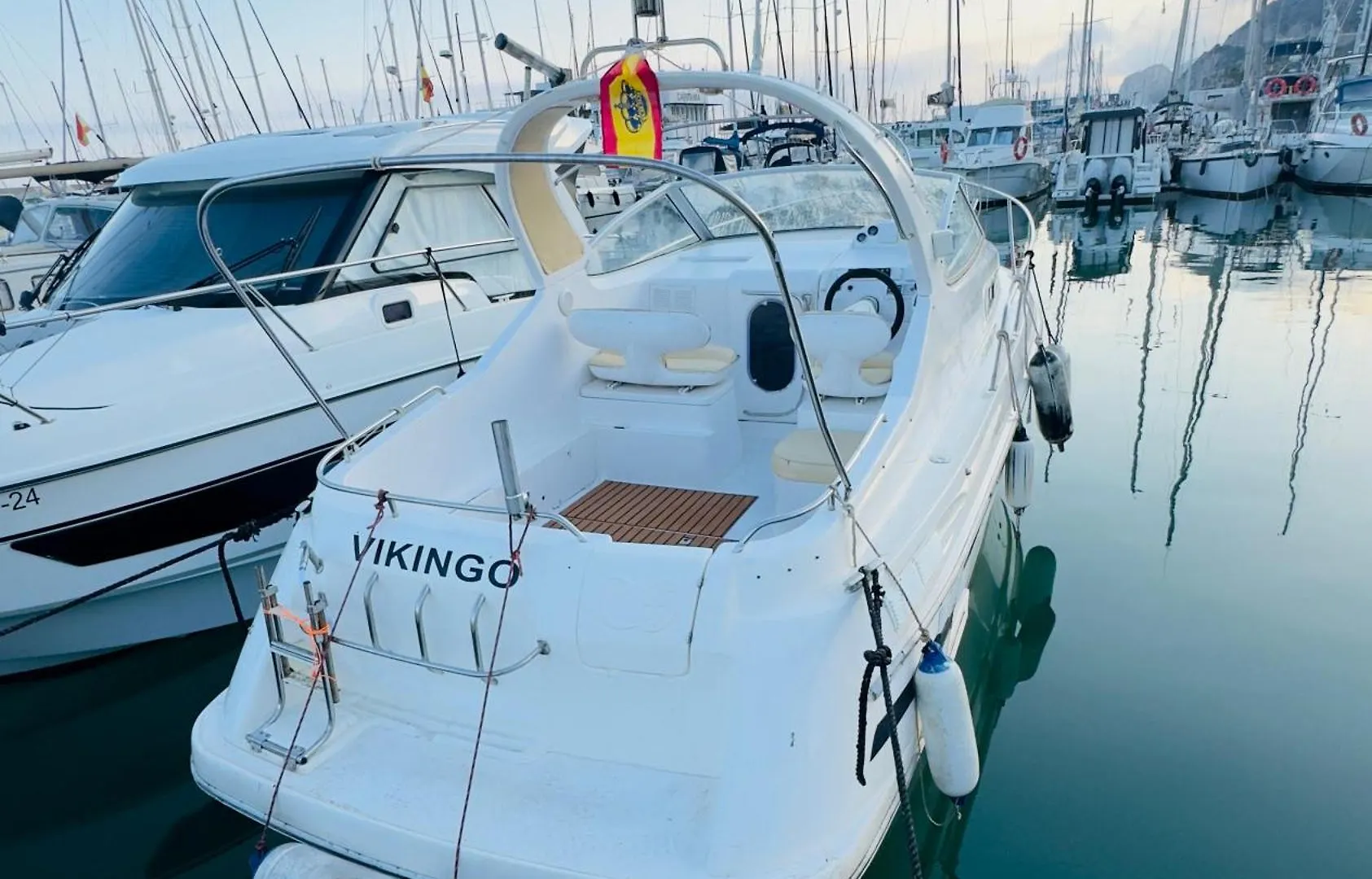 Boat in Barcelona for Sleeping and Sailing Hotel Botel