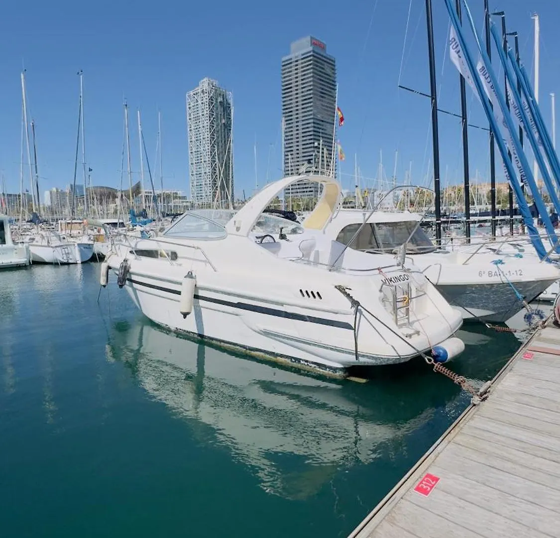 Boat In Barcelona Sailing & Sleeping Hotel 0*,