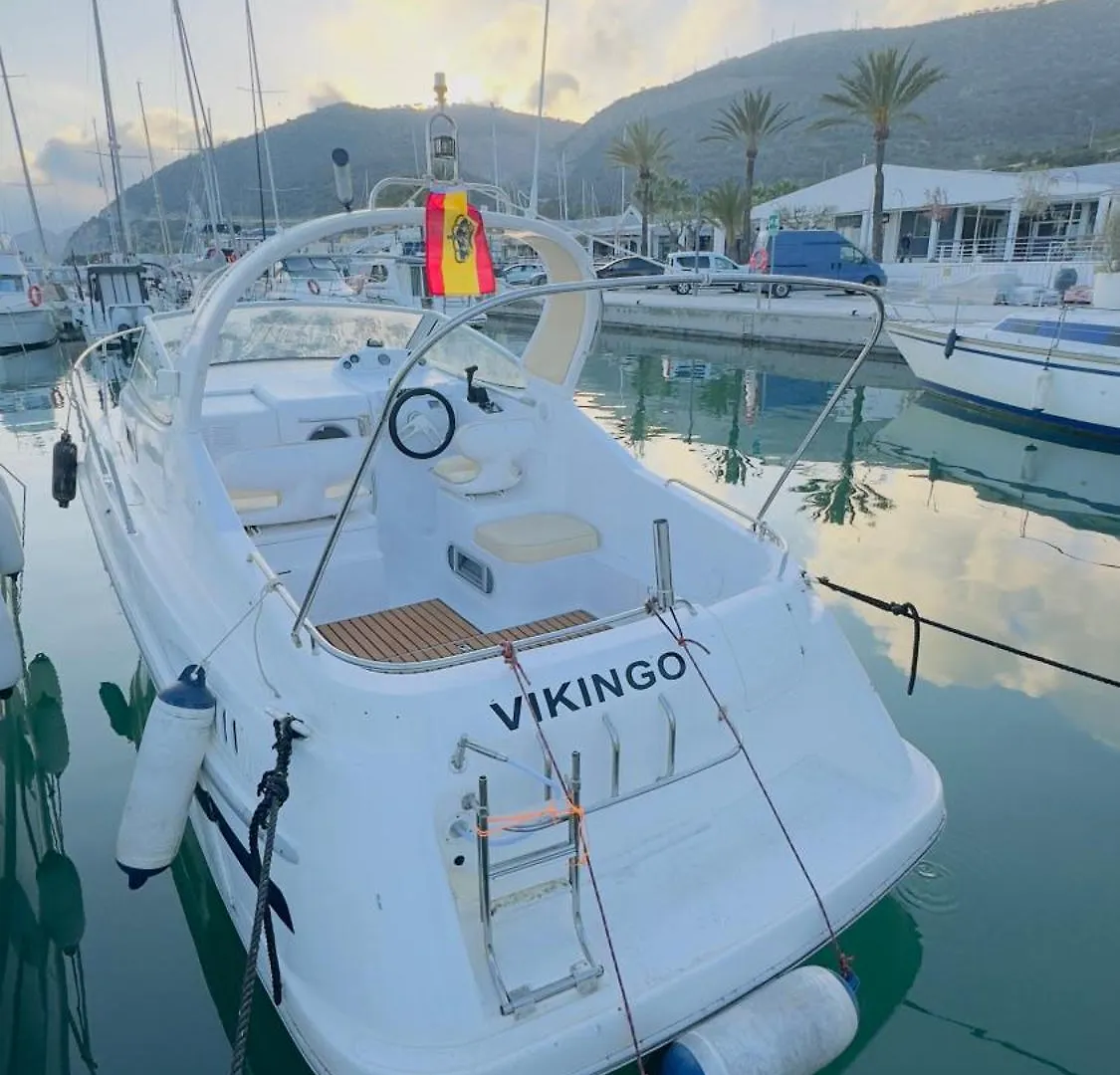 Sailing Experience In Barcelona 호텔 보트호텔