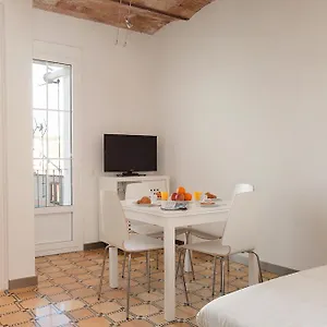 Barnapartments Basic Gracia Appartement