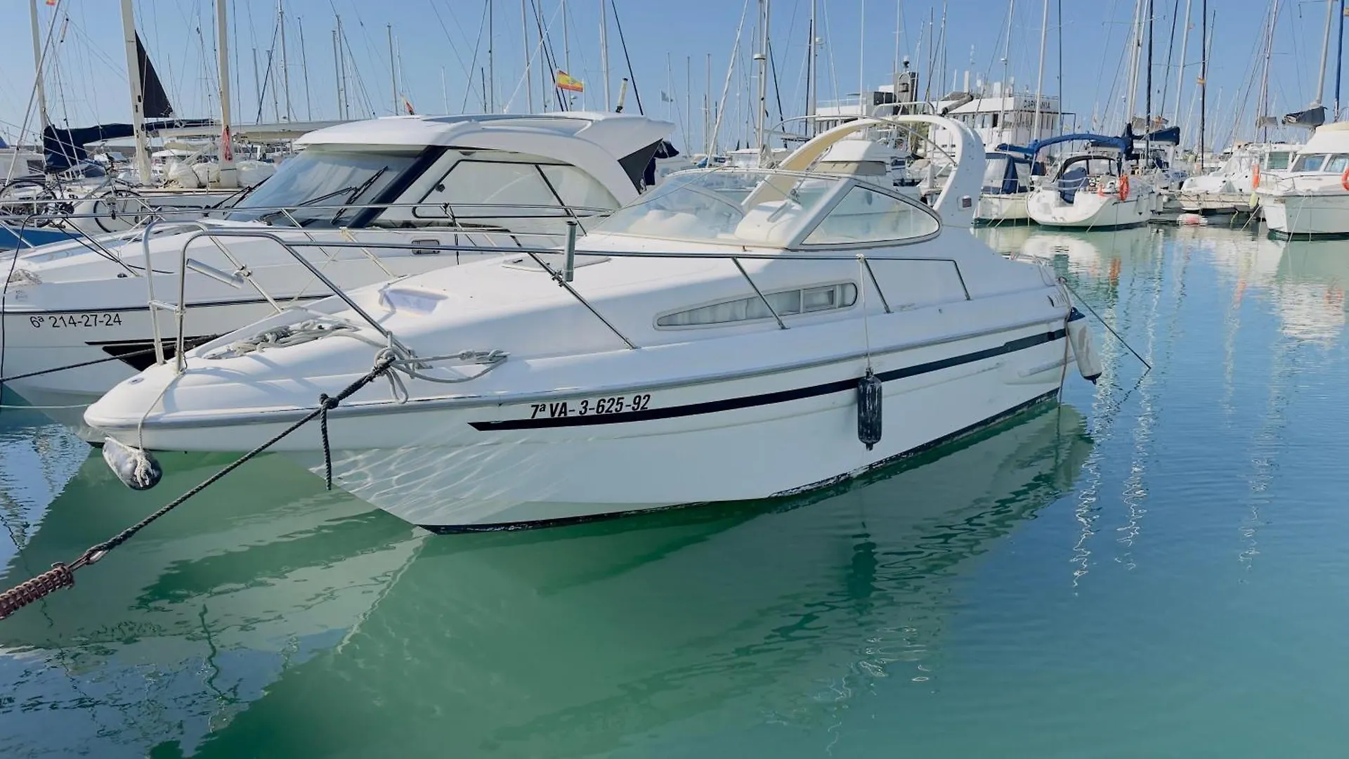 Boat In Barcelona For Sleeping And Sailing Hotel Espanha